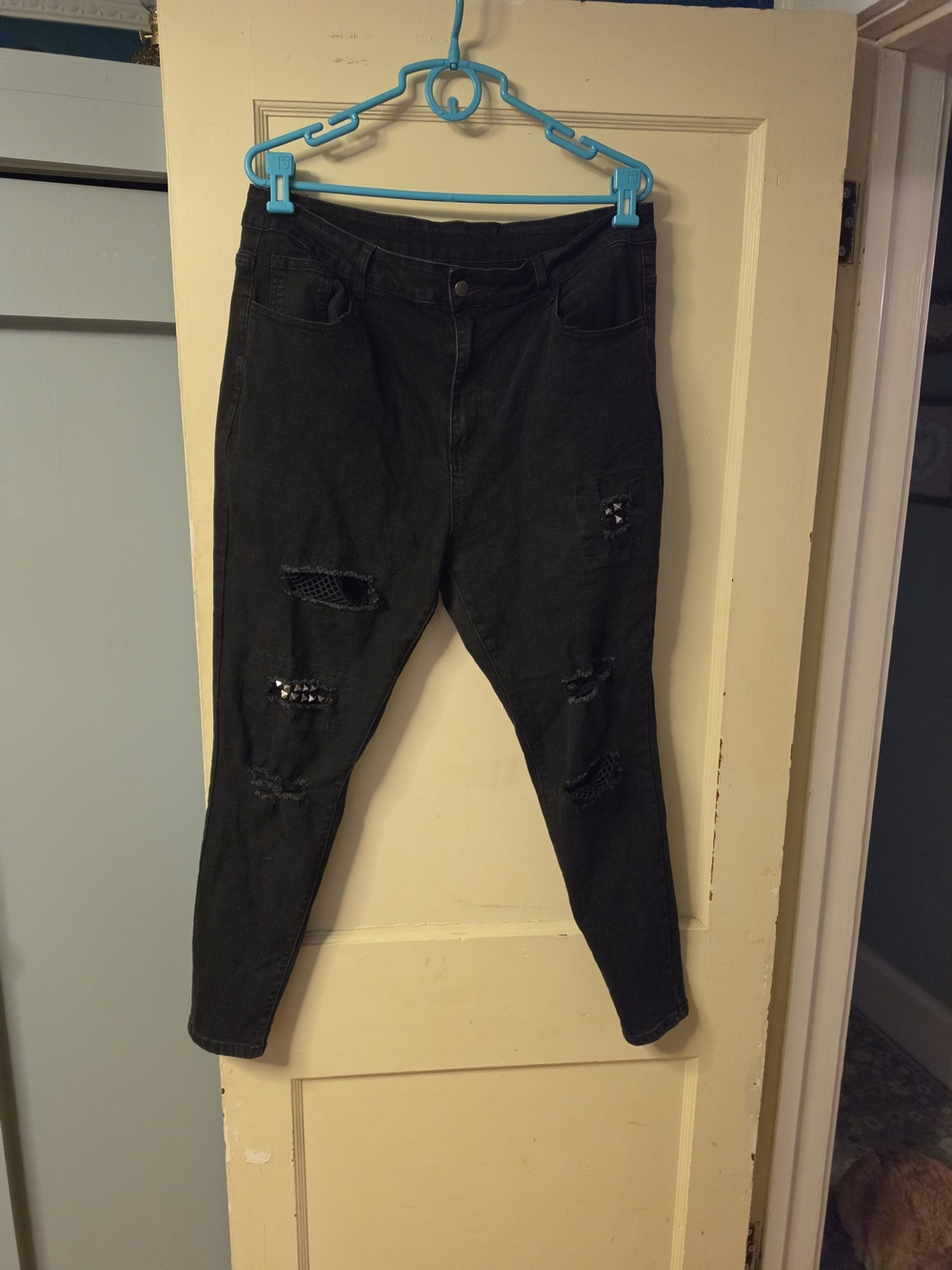 SHEIN Black Distressed Skinny Jeans